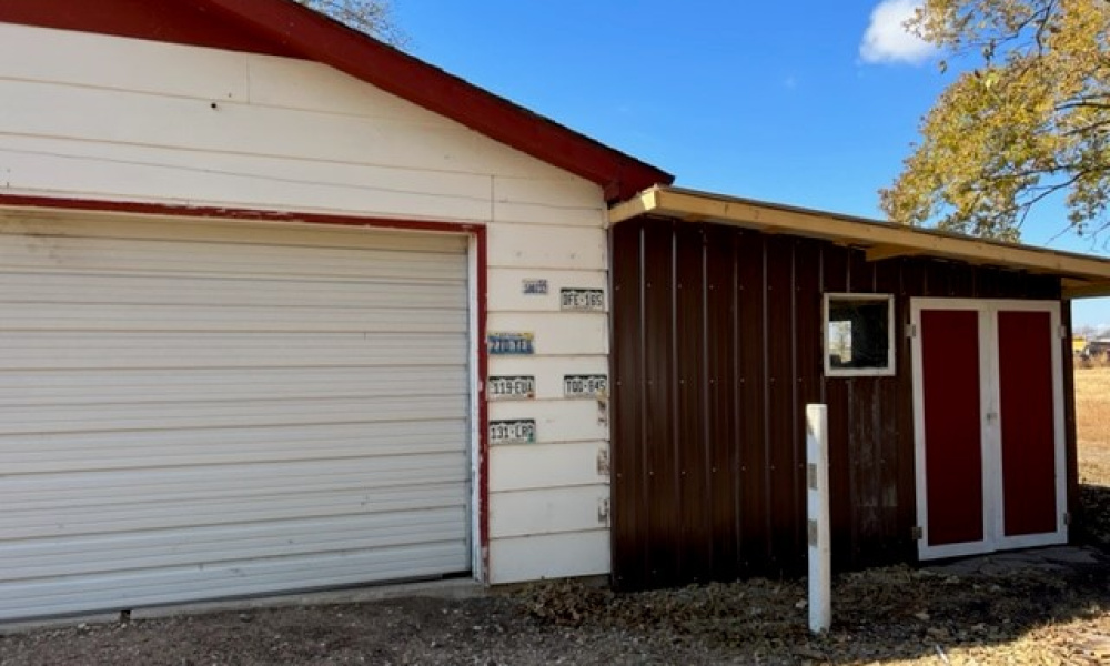 1136 Highway 136, Red Cloud, Nebraska 68970, 4 Bedrooms Bedrooms, ,1 BathroomBathrooms,Single Family Home,For Sale,Highway 136,1063