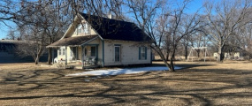 115 High Street, Guide Rock, Nebraska 68942, 2 Bedrooms Bedrooms, ,2 BathroomsBathrooms,Single Family Home,For Sale,High Street,1064
