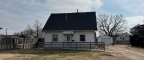 728 N Cherry St, Red Cloud, Nebraska 68970, 3 Bedrooms Bedrooms, ,1 BathroomBathrooms,Single Family Home,For Sale,N Cherry St,1065