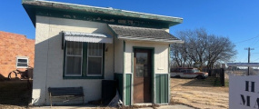 201 East 4th Ave, Red Cloud, Nebraska 68970, ,Single Family Home,For Sale,East 4th Ave,1082